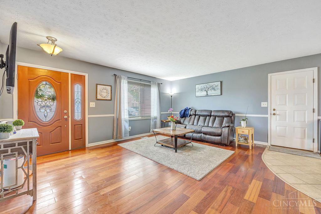 150 Lemonwood Court, Springboro, Ohio image 3