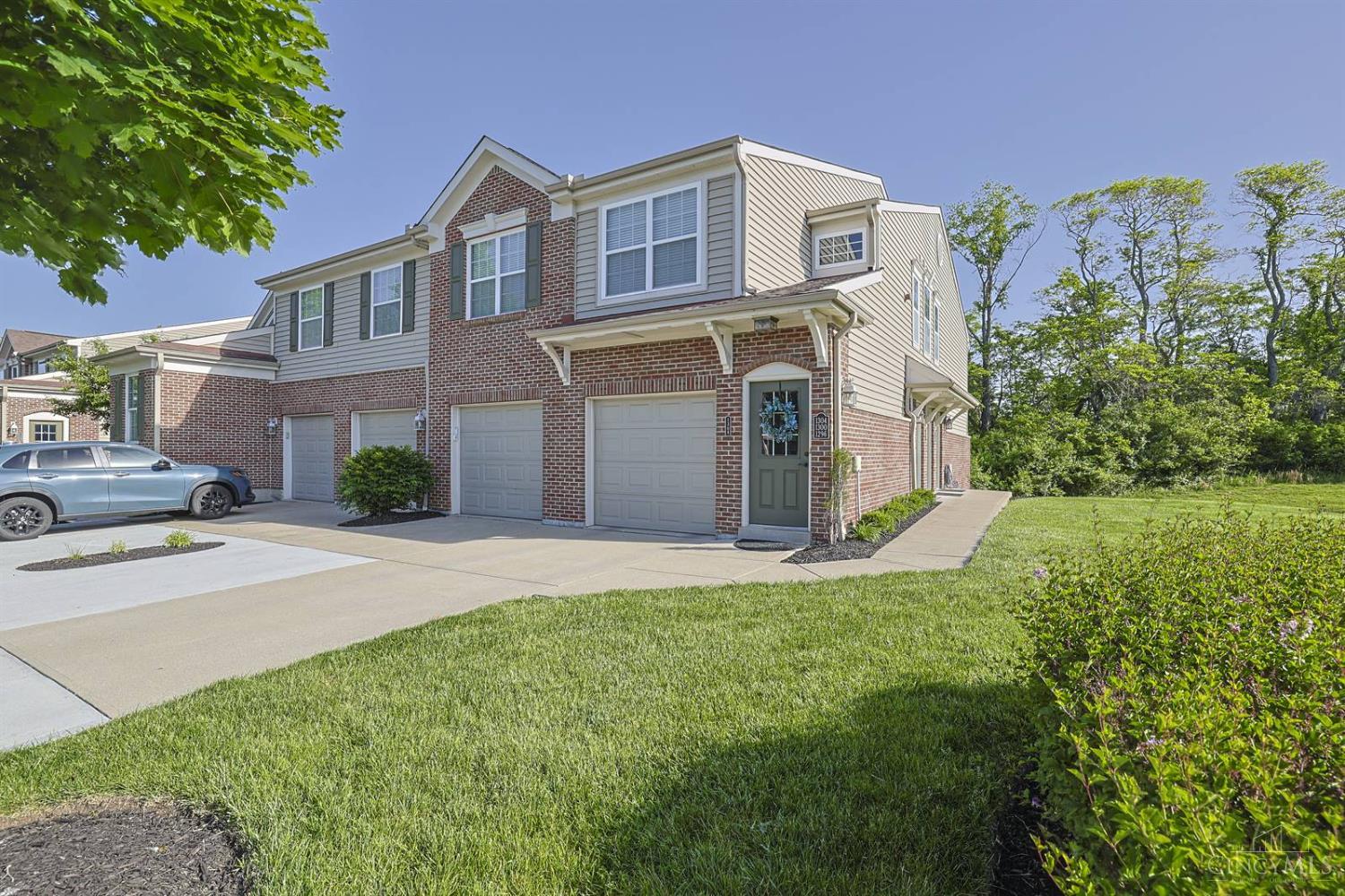 1296 Shadowood Trail