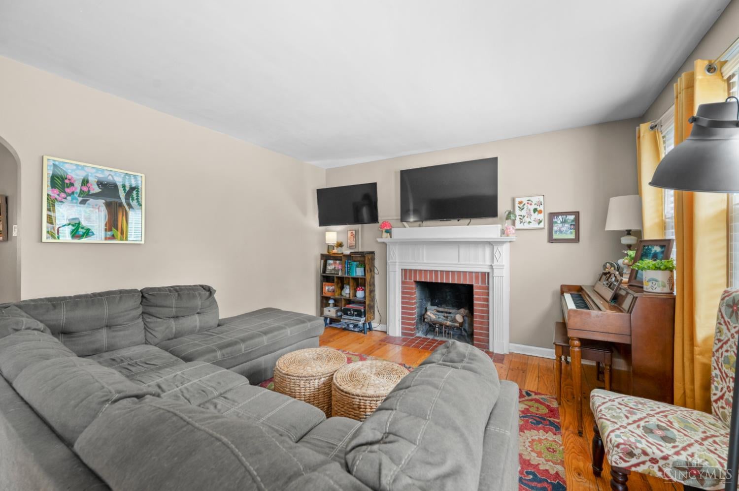 6424 Evelyn Drive