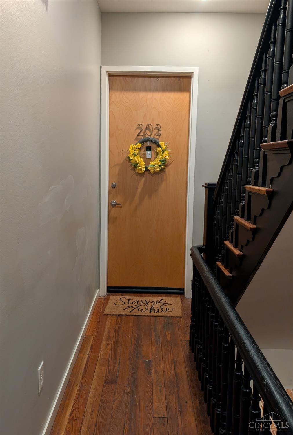 26 E 14th St 203