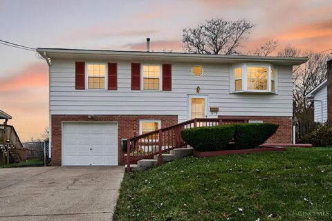 Photo of 2531 Retford Drive, Colerain Township, OH 45231 (MLS # 1868272)