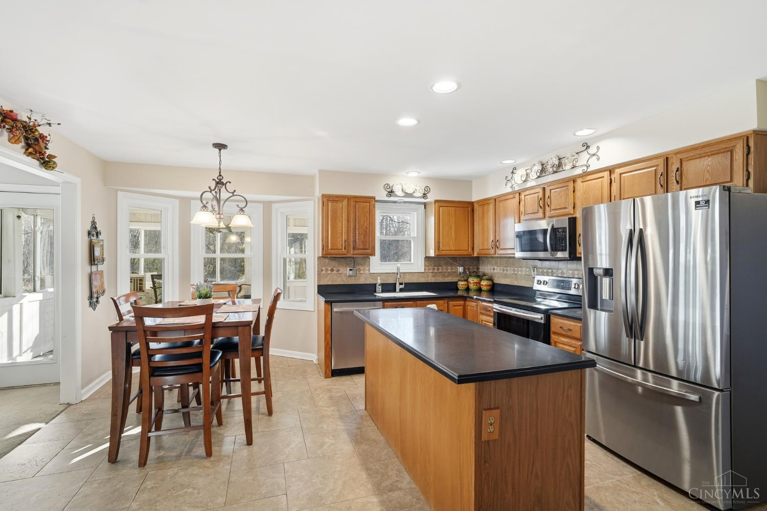 6360 Pawnee Ridge Drive