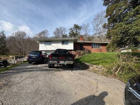 Homes For Sale - 1681 Rosemount Road<br/> Scioto County, Clayton, OH 45662