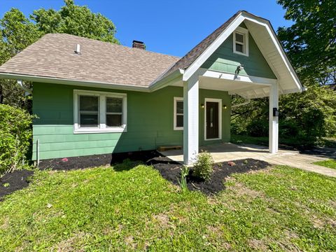 Photo of 1730 Esmonde Street, Cincinnati, OH 45214 (MLS # 1876093)