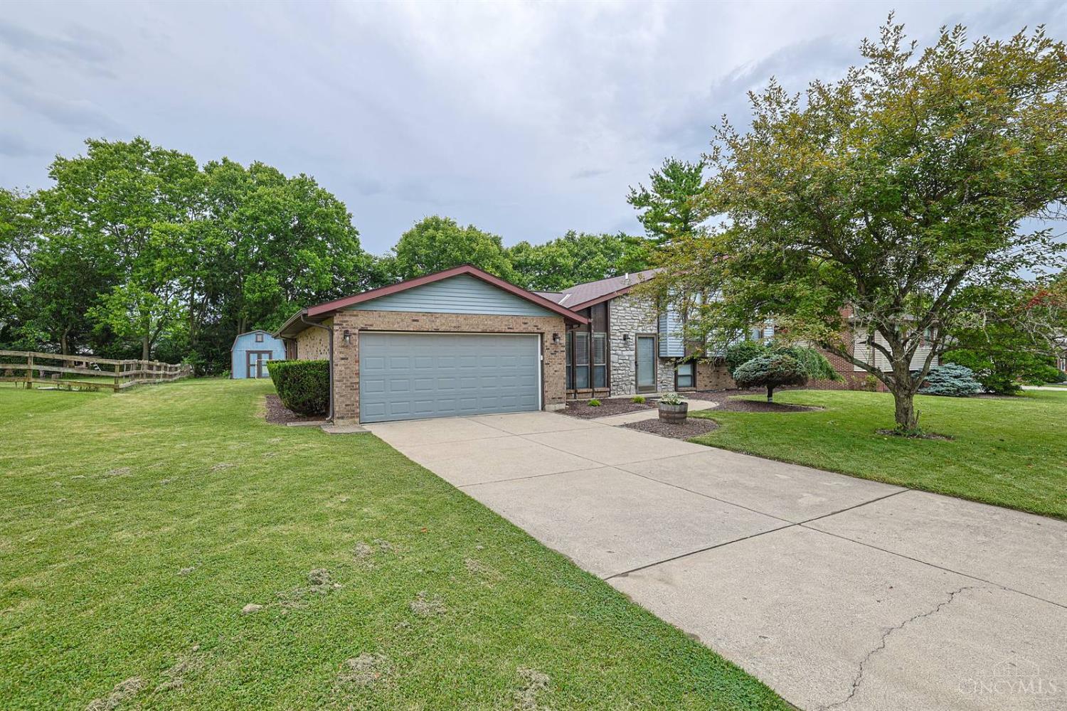 3863 Schroeder Drive