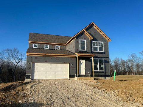 Apartment For Sale - 1204 Eagle Boulevard<br/> Warren County, Hamilton Twp, OH 45039