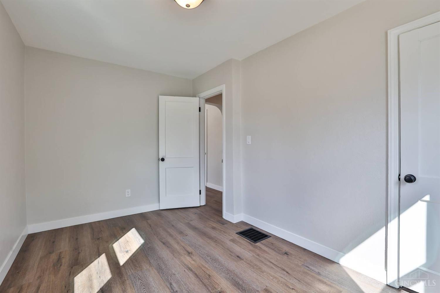 3013 Yankee Road, Middletown, Ohio image 15
