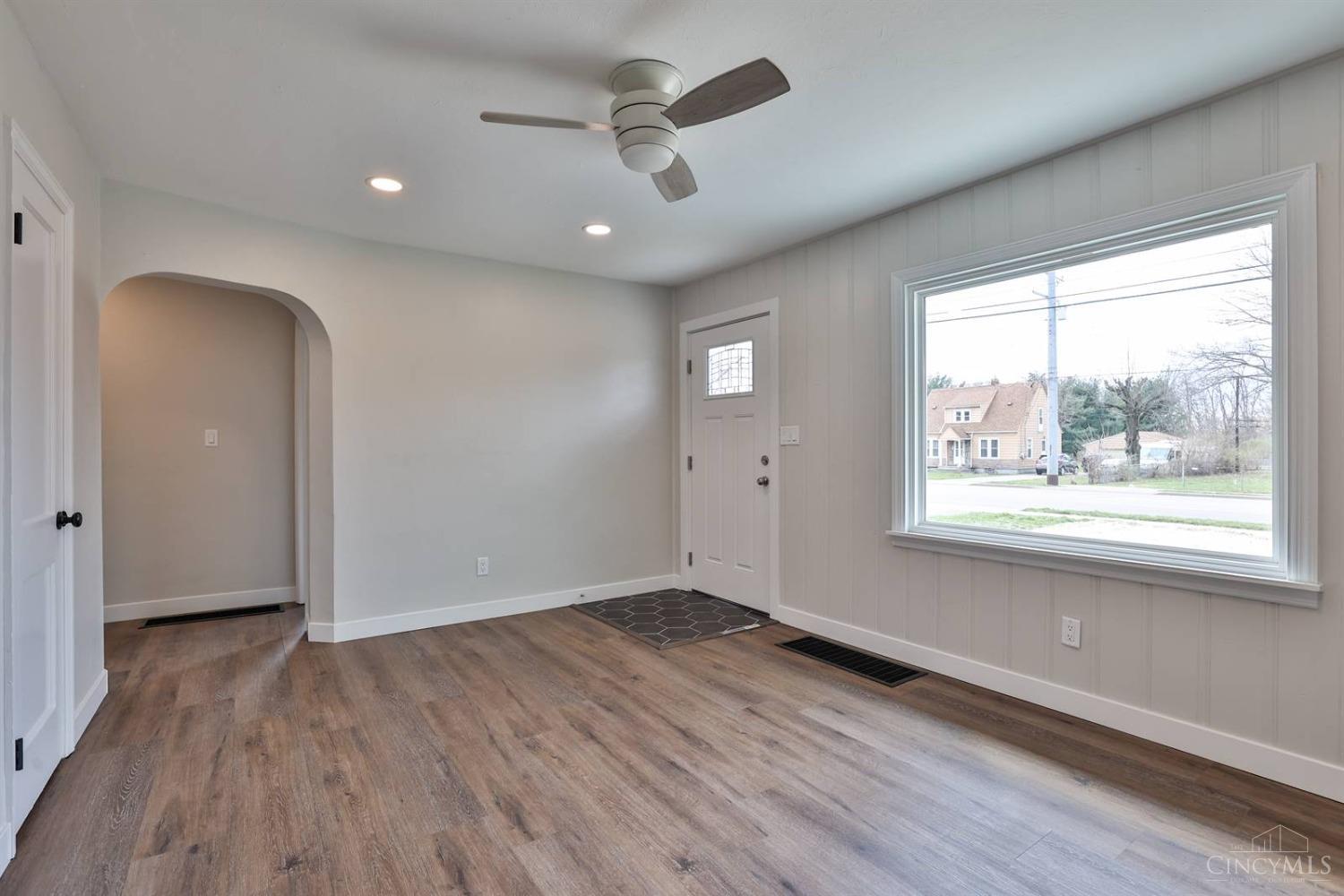 3013 Yankee Road, Middletown, Ohio image 6