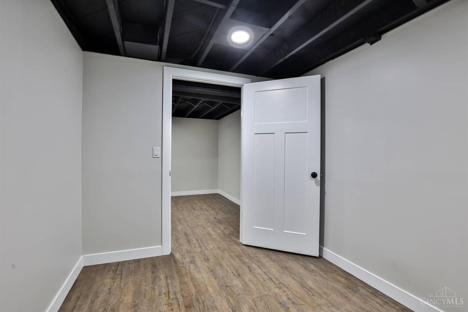 3013 Yankee Road, Middletown, Ohio image 24