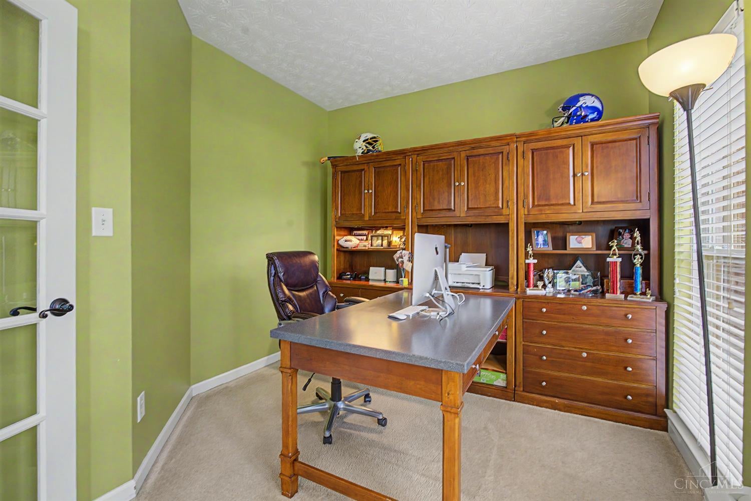 7452 Waterway Drive