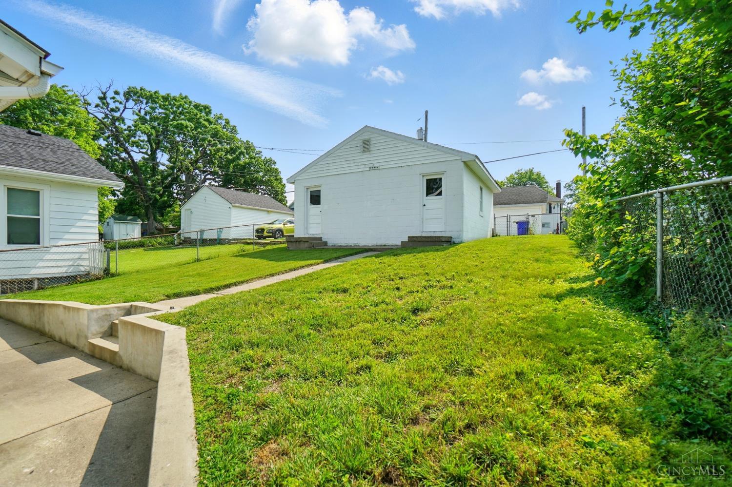 3122 Griesmer Avenue, Hamilton, Ohio image 37