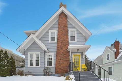 Photo of 3613 Herschel Avenue, Cincinnati, OH 45208 (MLS # 1868081)