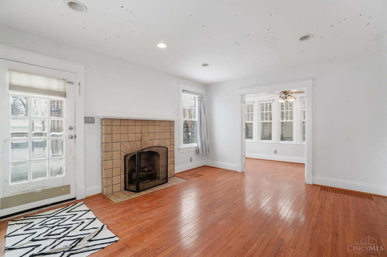 3613 Herschel Avenue