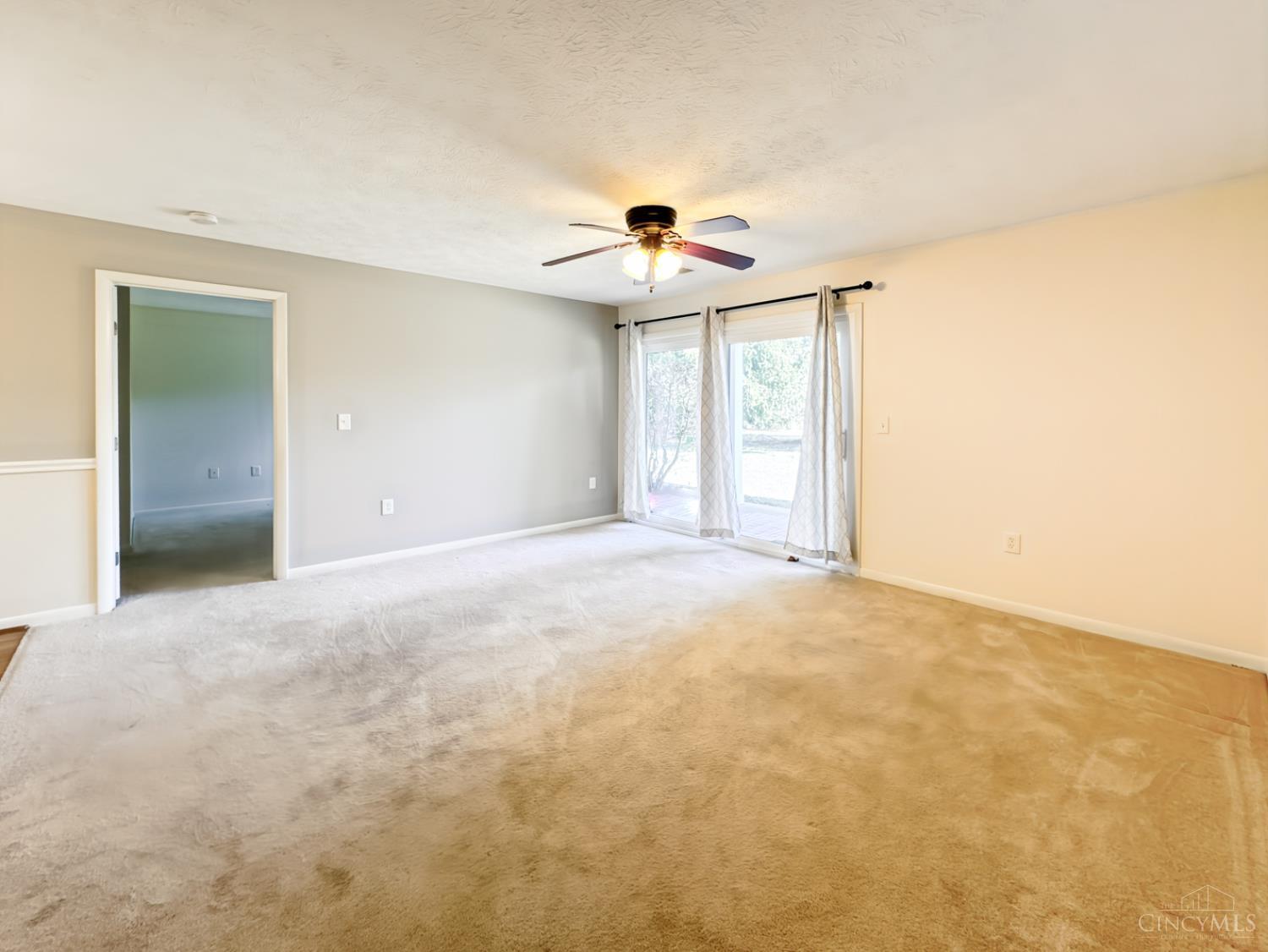 8480 Island Pines Place