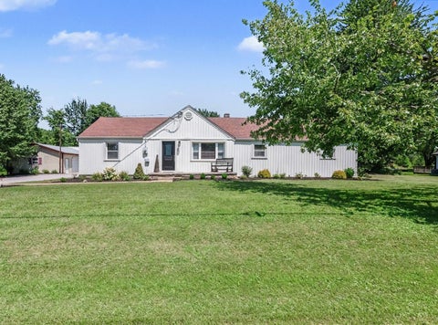 Homes For Sale - 3796 Starling Road<br/> Bethel, OH 45106