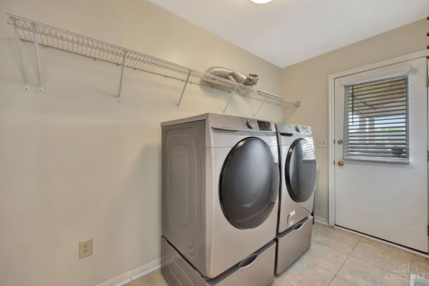 9995 Weatherly Court, Colerain Twp, Alabama image 11