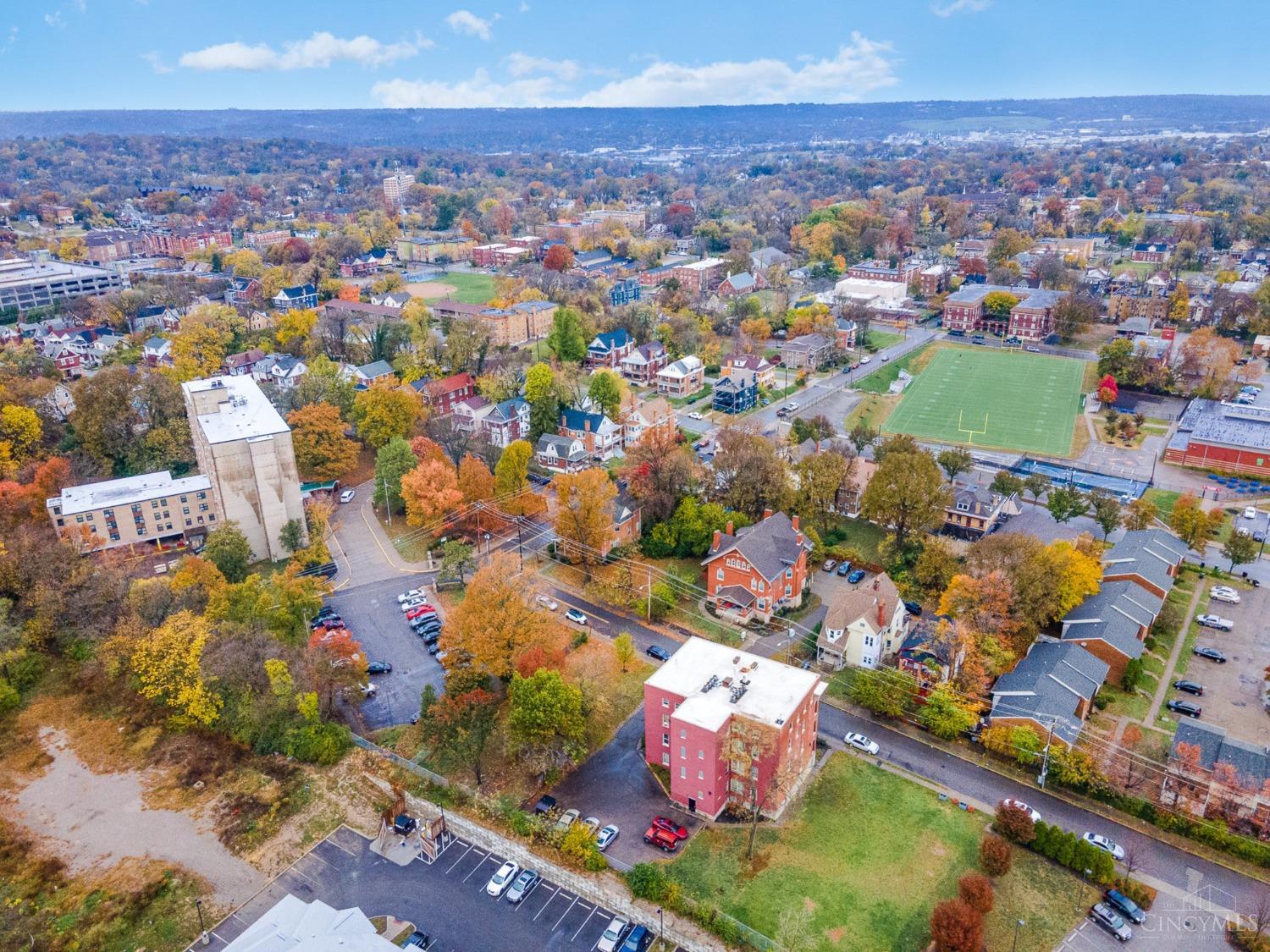 604 Maple Avenue, Cincinnati, Ohio image 8