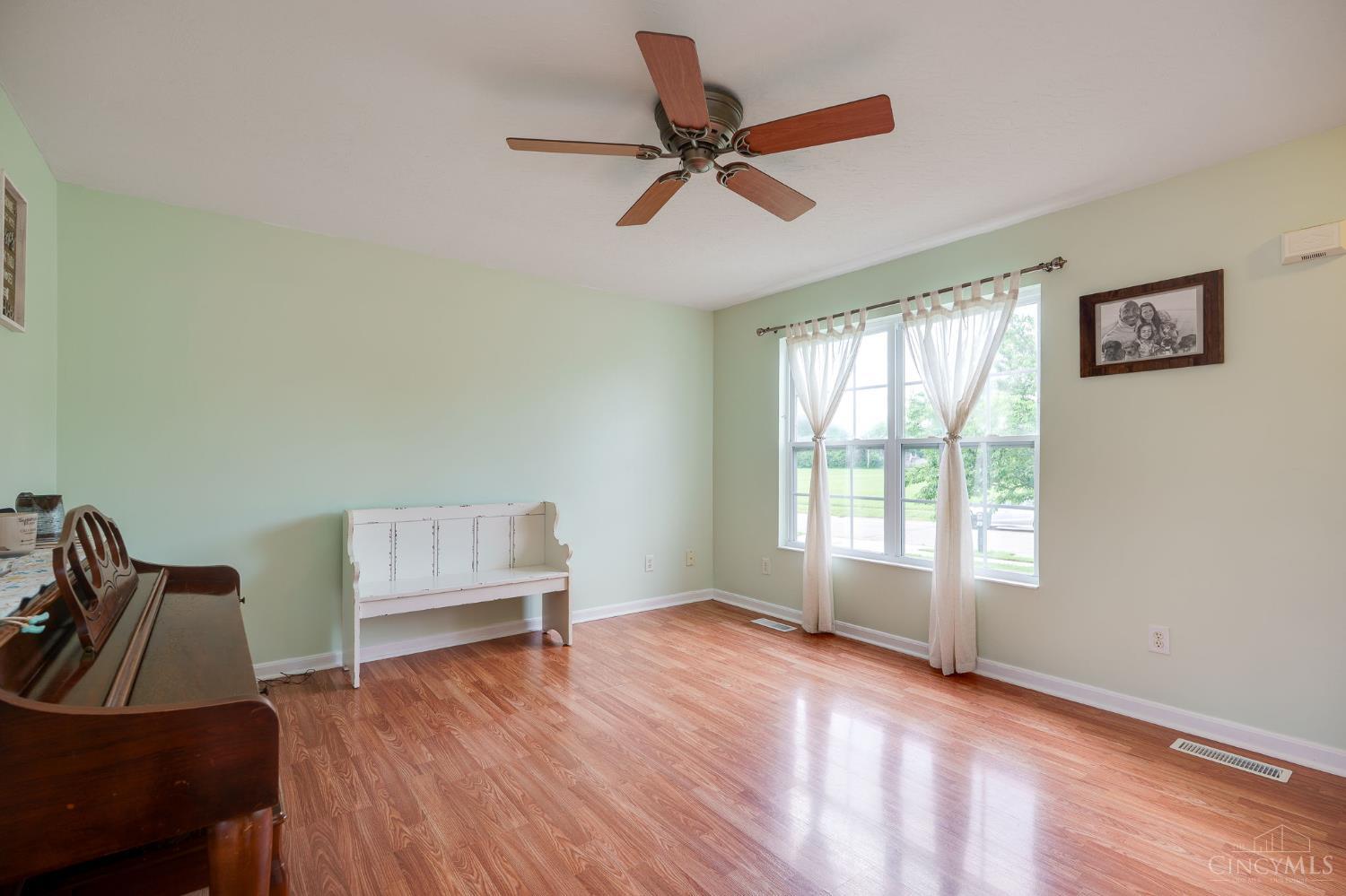 1240 Carriage Hill Lane, Hamilton, Ohio image 9