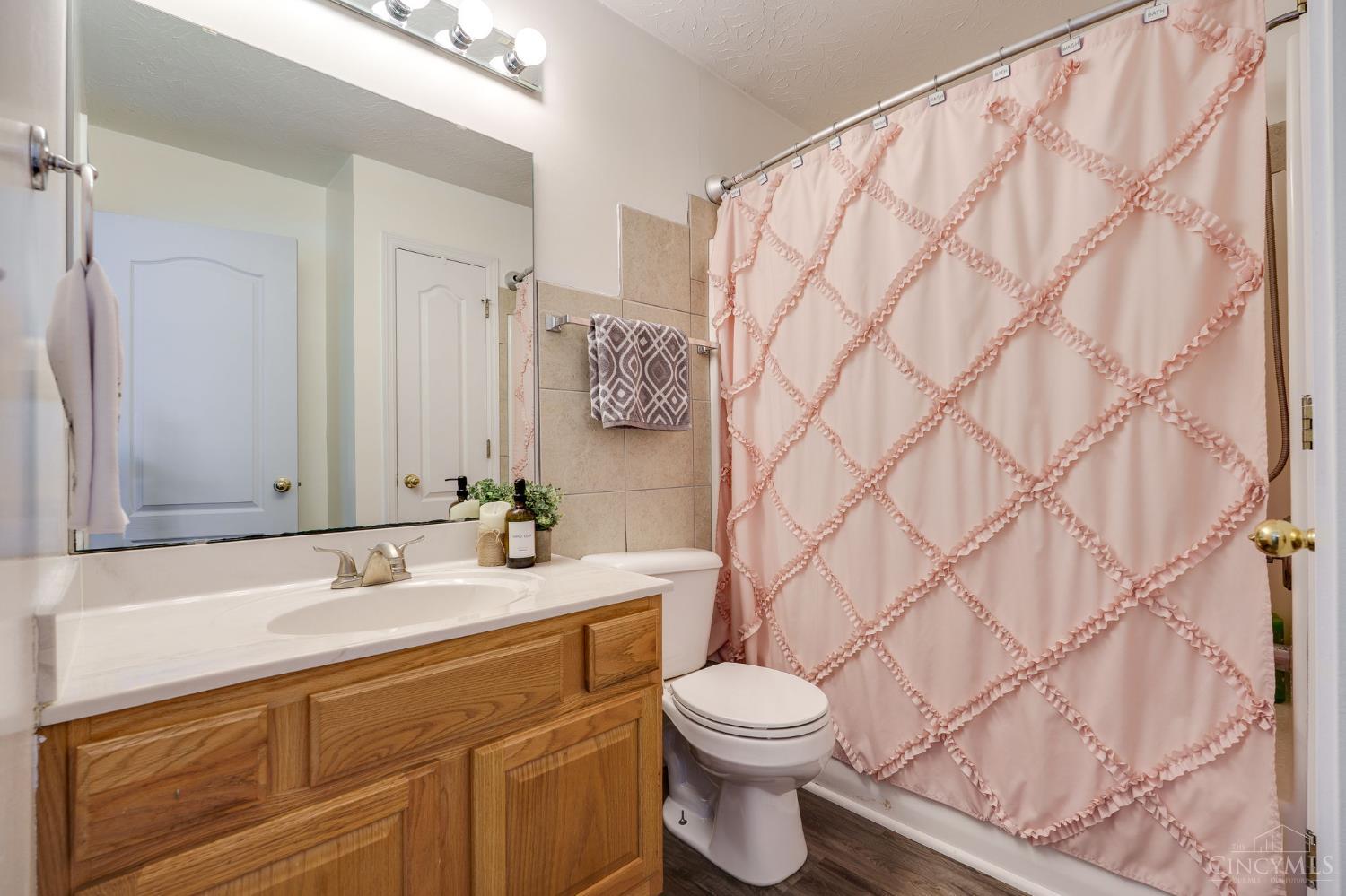 1240 Carriage Hill Lane, Hamilton, Ohio image 25