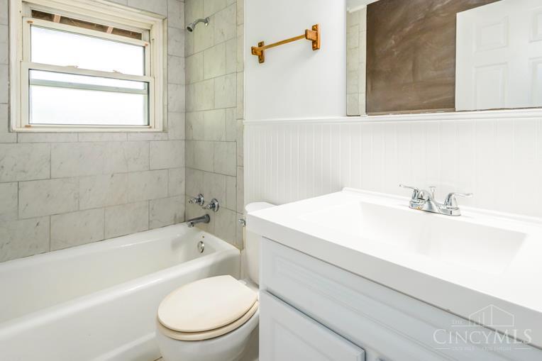 3333 Alexis Road, Colerain Twp, Ohio image 15