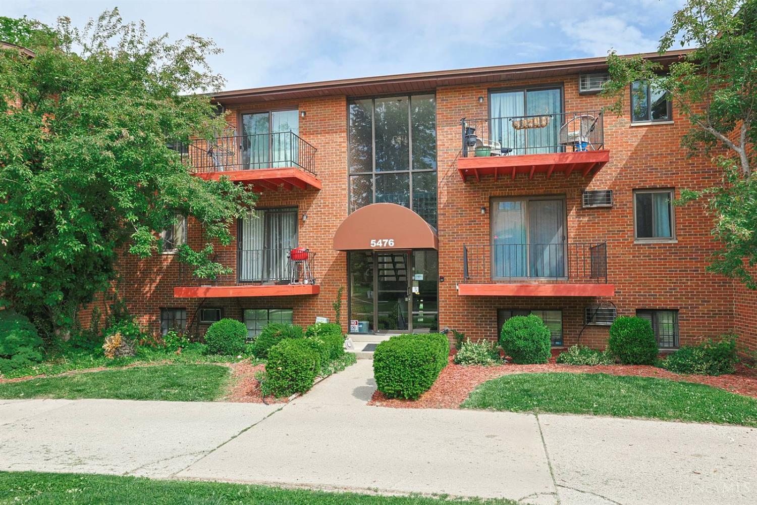 5476 Camelot Drive 39