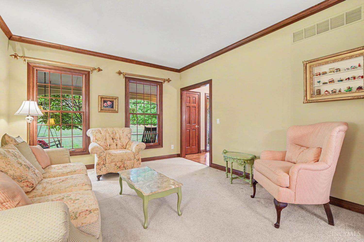 1247 Ridgewood Drive