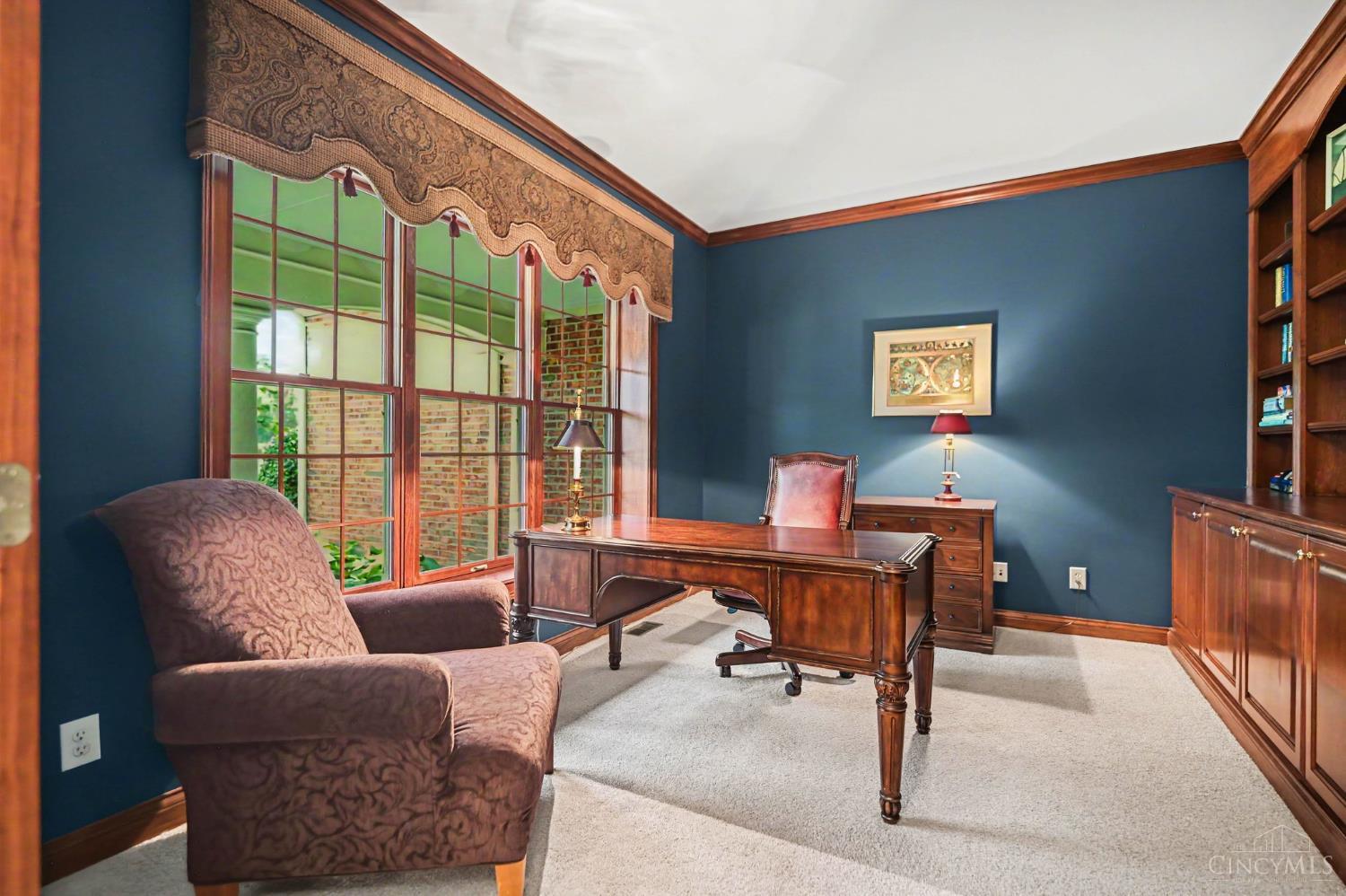 1247 Ridgewood Drive