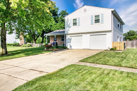 Homes For Sale - 2092 Butlersbridge Court<br/> Hamilton County, Anderson Twp, OH 45244