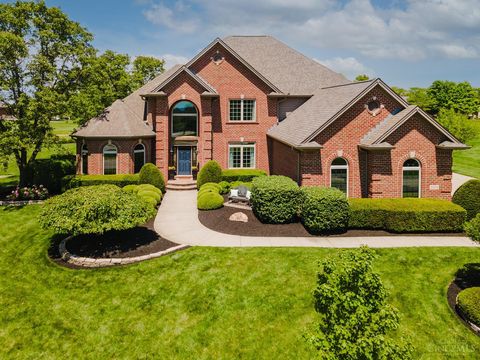 Photo of 1123 Waters Edge Drive, Centerville, OH 45458 (MLS # 1879038)