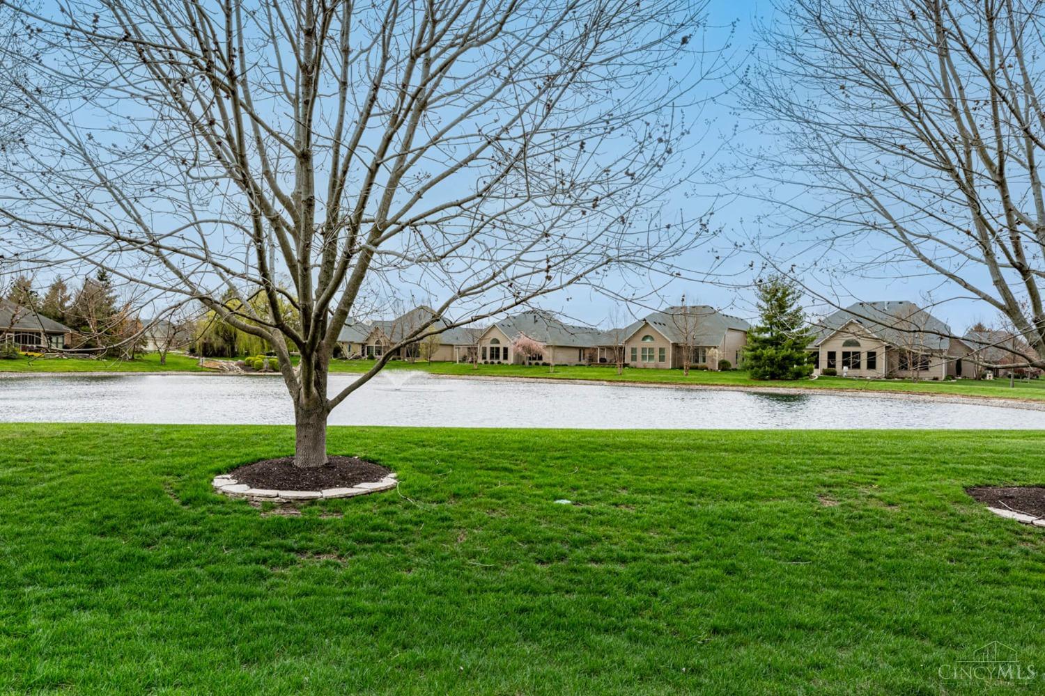 128 Harbour Drive, Springboro, Ohio image 49