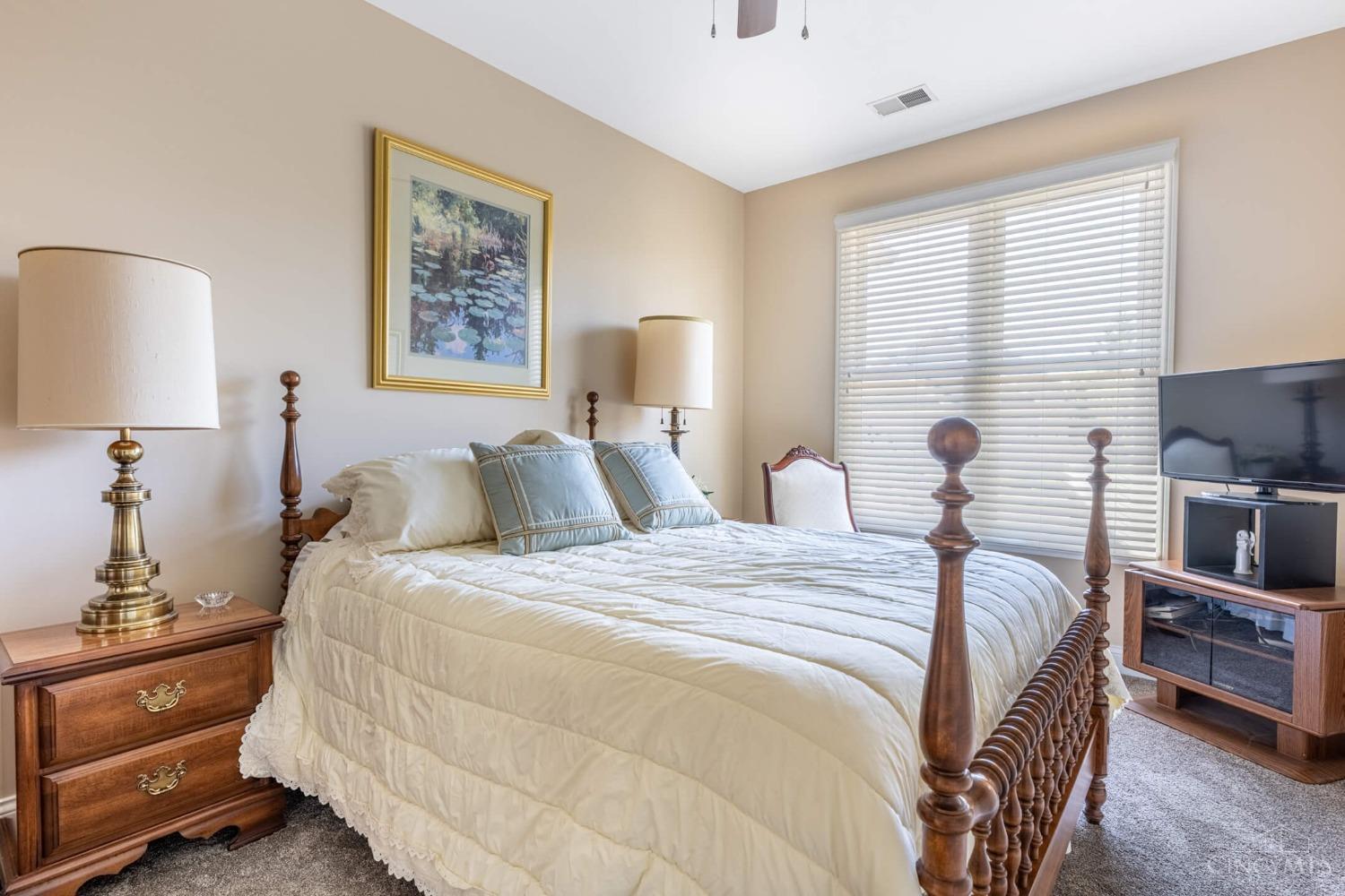 128 Harbour Drive, Springboro, Ohio image 38