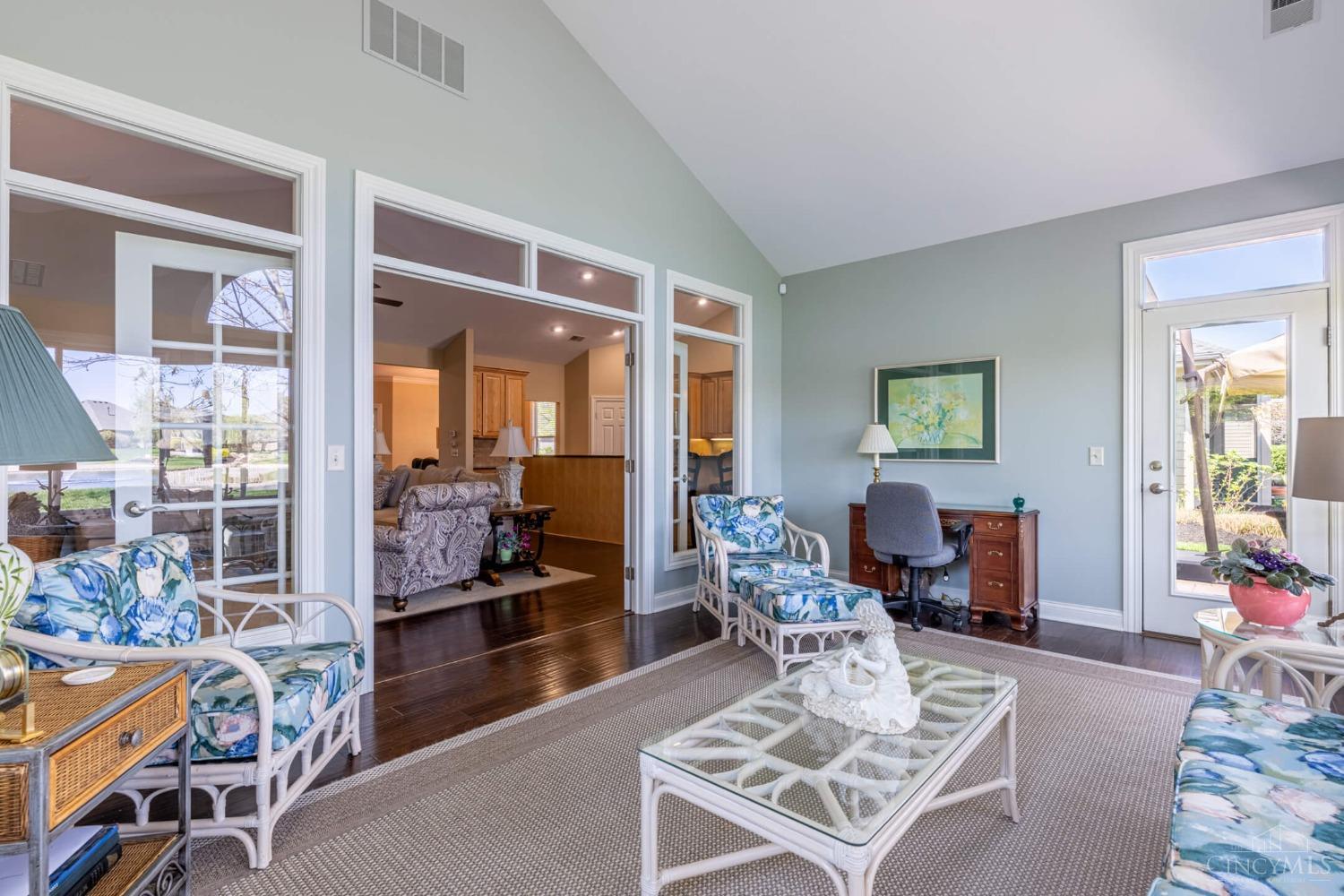 128 Harbour Drive, Springboro, Ohio image 23