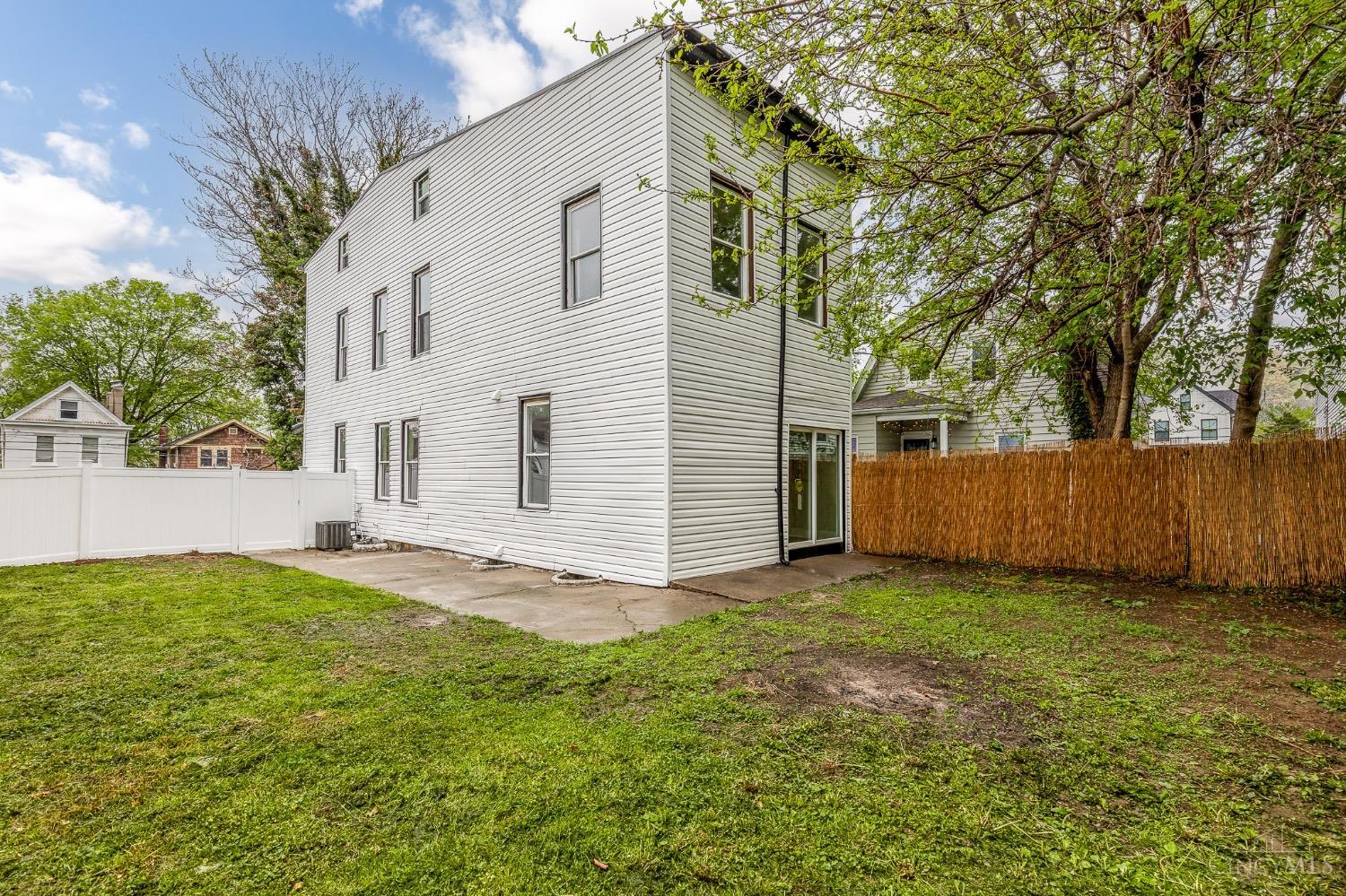 4614 Carter Avenue, Norwood, Ohio image 23