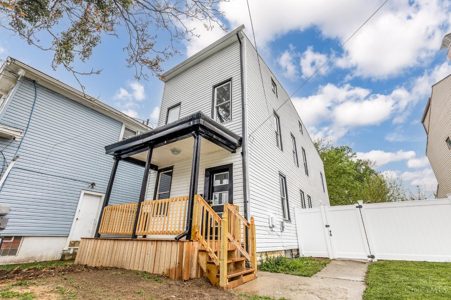 4614 Carter Avenue, Norwood, Ohio image 1