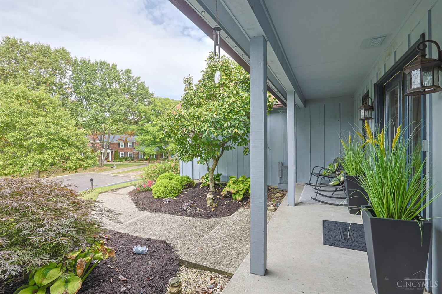 345 Shoshone Court