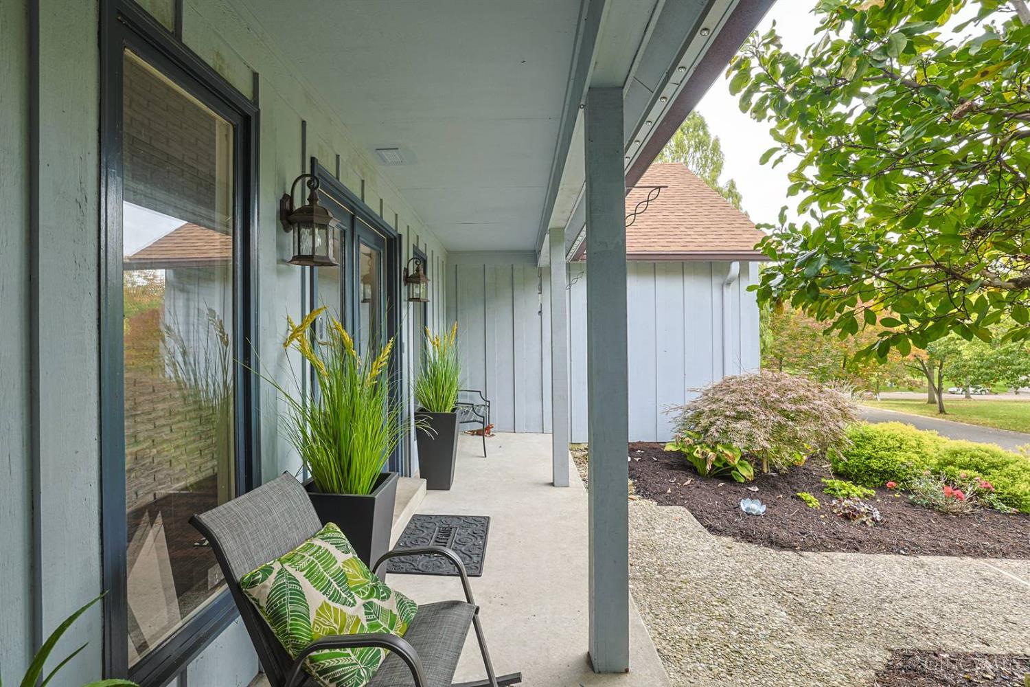 345 Shoshone Court