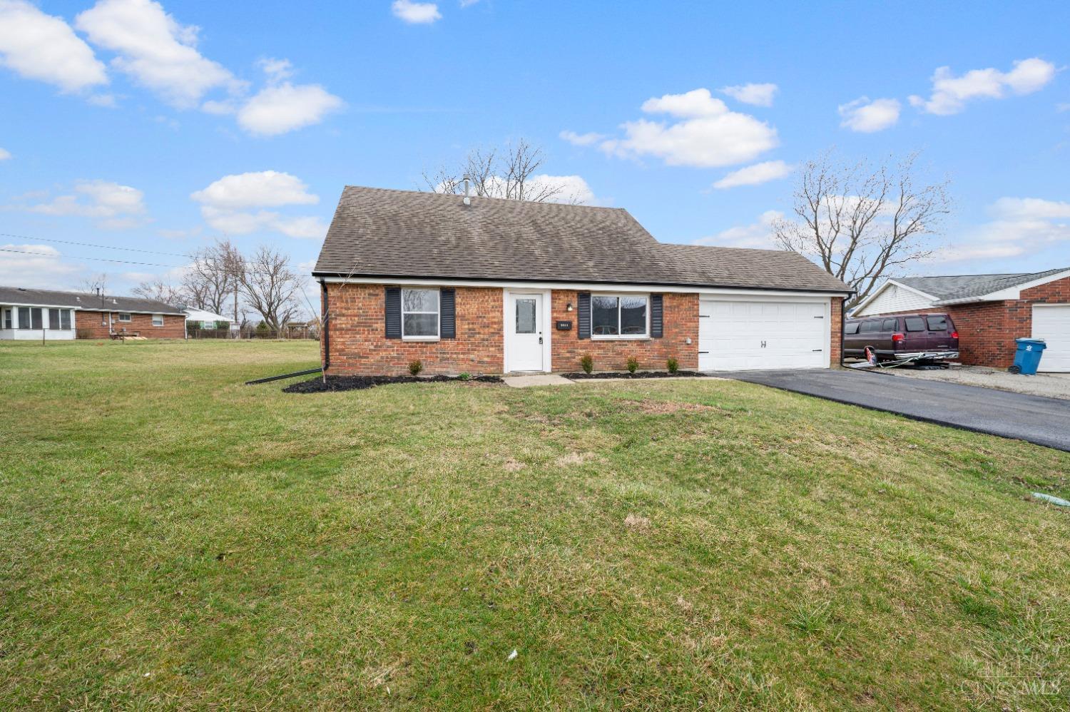 1623 Willow Place, Sidney, Ohio image 3
