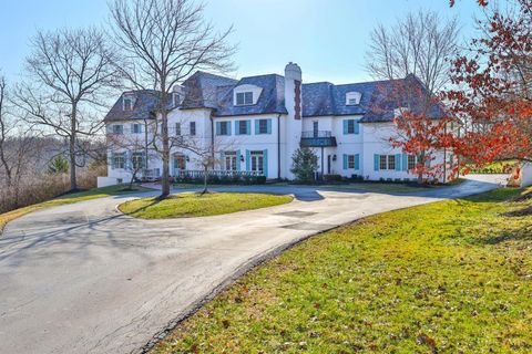 7900 Annesdale Drive Indian Hill OH 45243