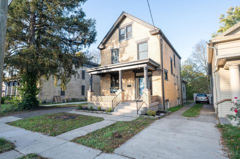 Photo of 4667 Hamilton Avenue, Cincinnati, OH 45223 (MLS # 1857859)