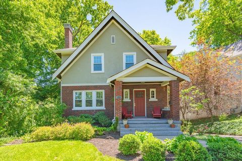 Photo of 878 Tweed Avenue, Cincinnati, OH 45226 (MLS # 1879081)