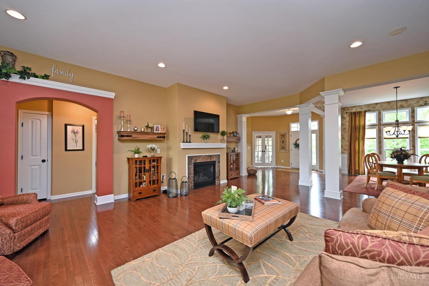 1320 Forest Glen Boulevard, Batavia Twp, Ohio image 12