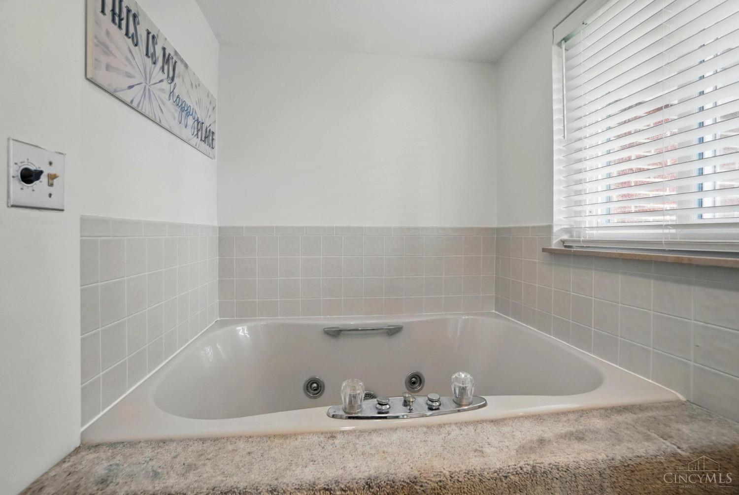 11686 Pippin Road, Colerain Twp, Ohio image 37