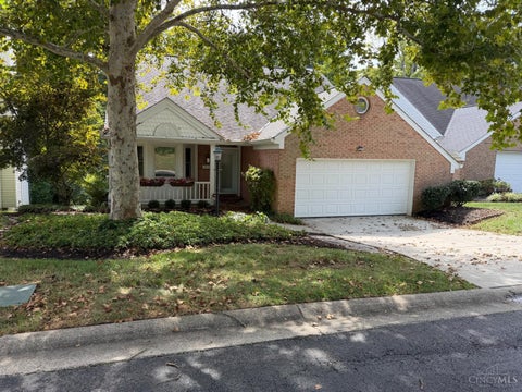 Photo of 972 Wittshire Lane #80, Anderson Township, OH 45255 (MLS # 1893973)