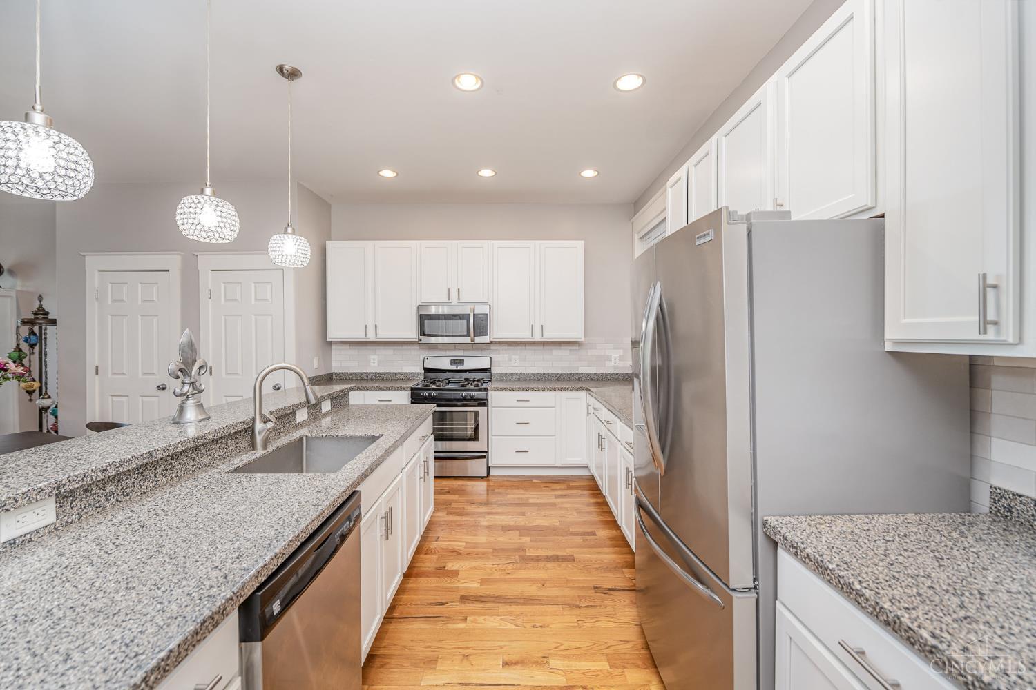 709 E Mcmillan Street #1, Cincinnati, Ohio image 11