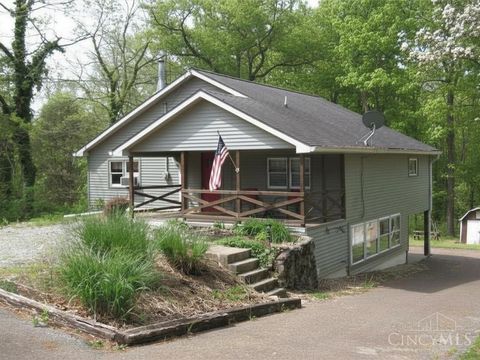 Townhouse For Sale - 6946 Mountain View Drive<br/> Hillsboro, OH 45133