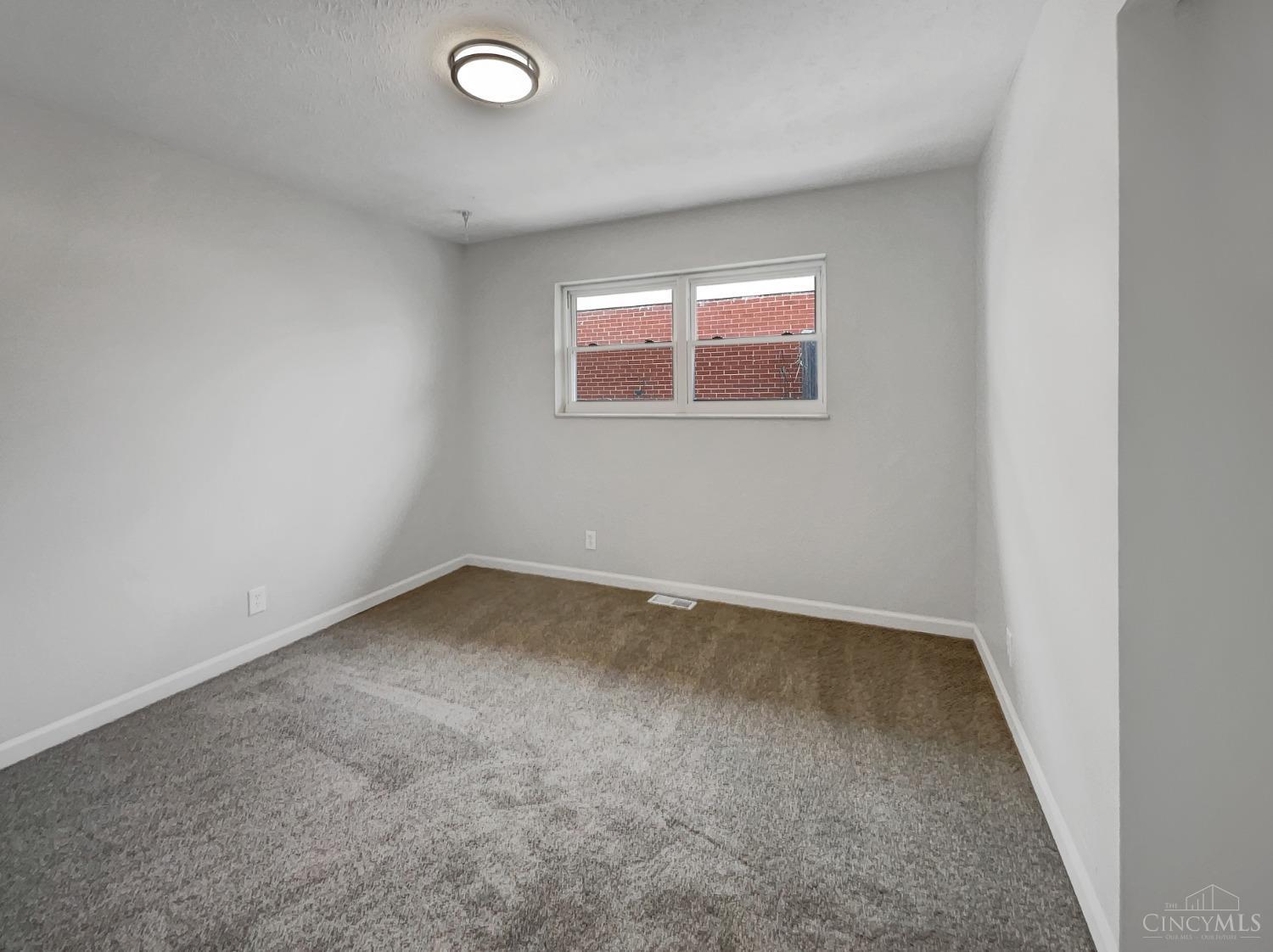 2890 Kingman Drive, Colerain Twp, Ohio image 13