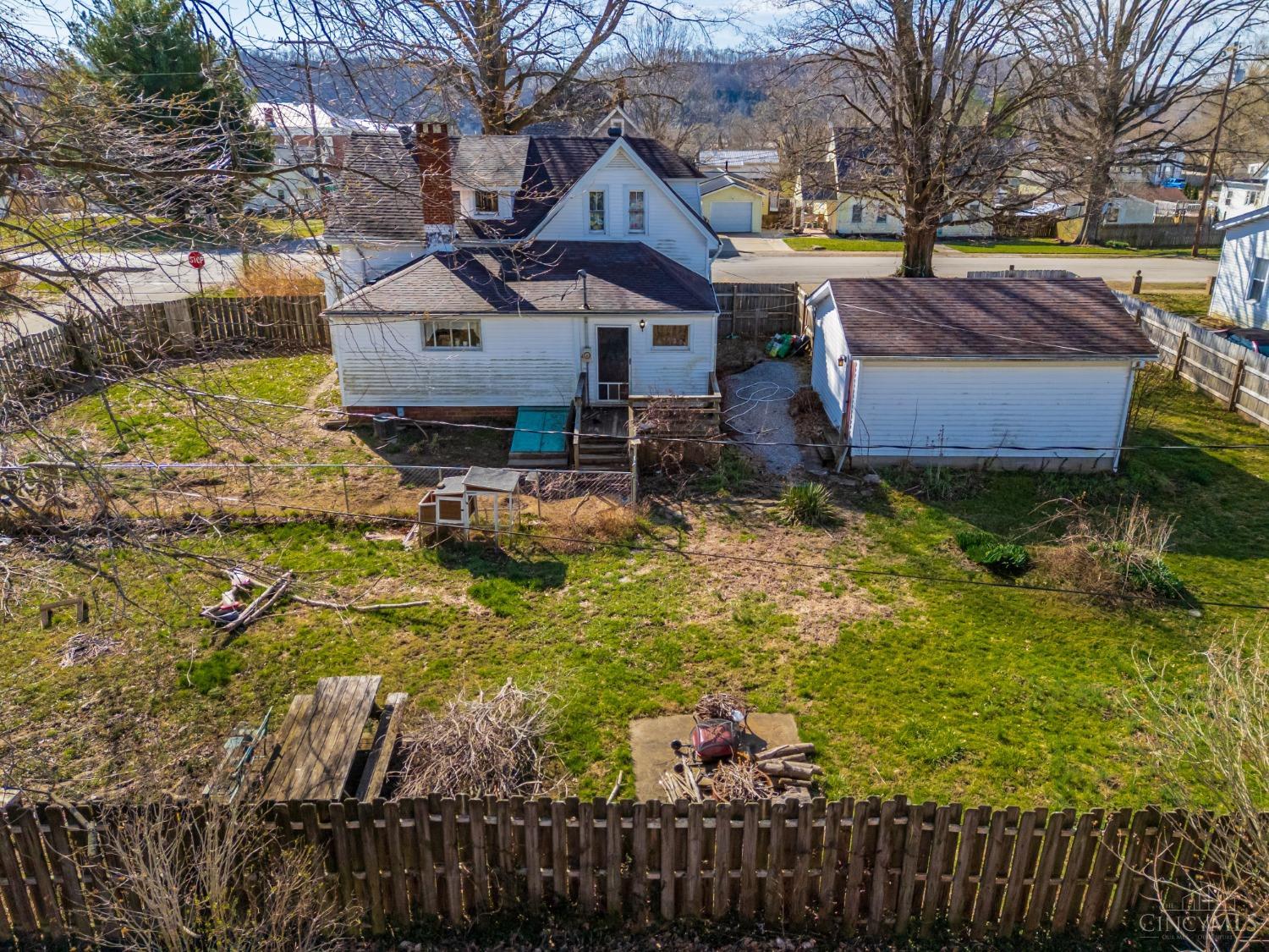 21 W Eighth Street, Manchester, Ohio image 17