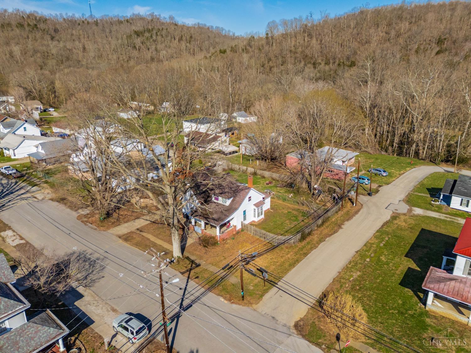 21 W Eighth Street, Manchester, Ohio image 10