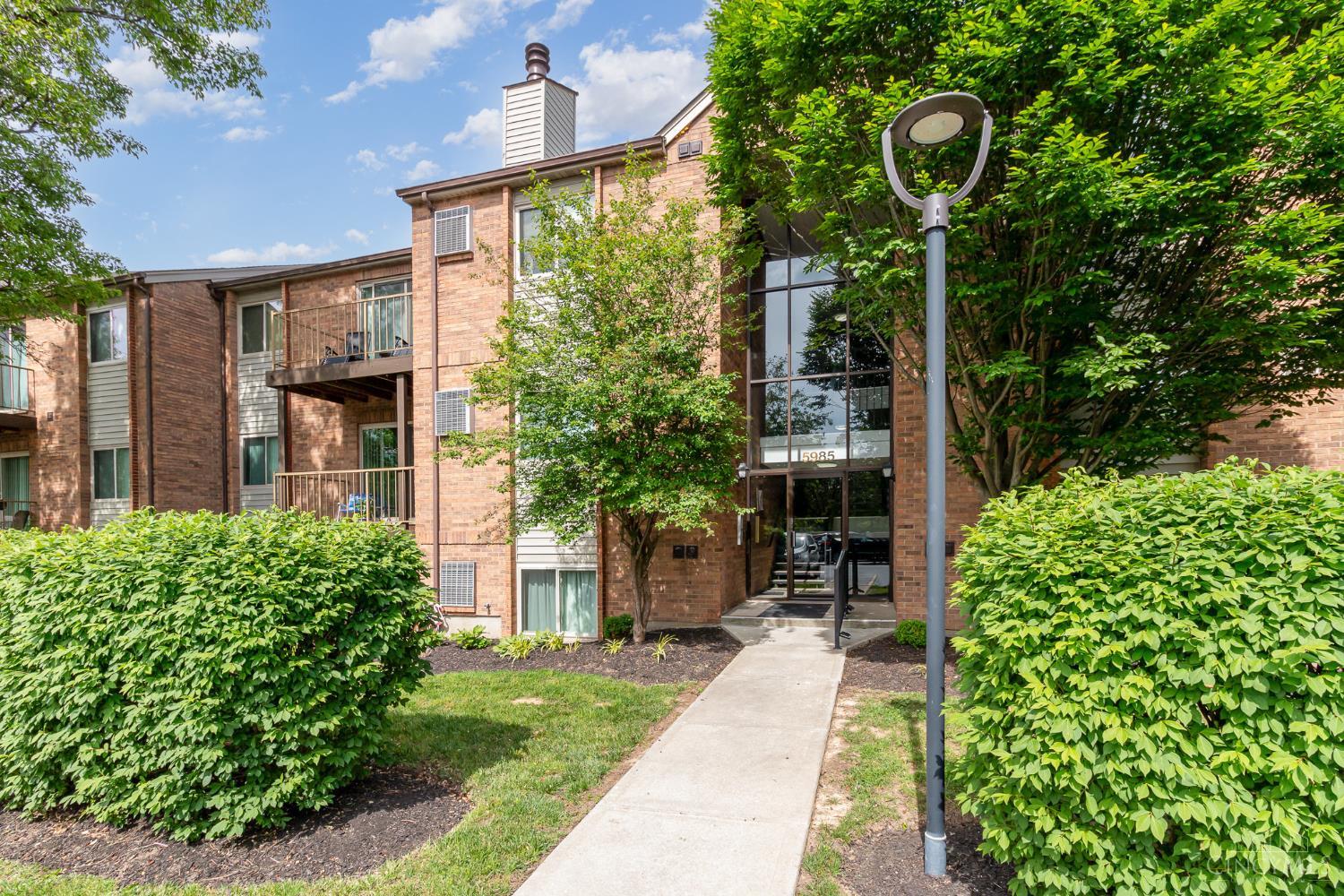 5985 Meadow Creek Drive #9, Miami Twp, Ohio image 1