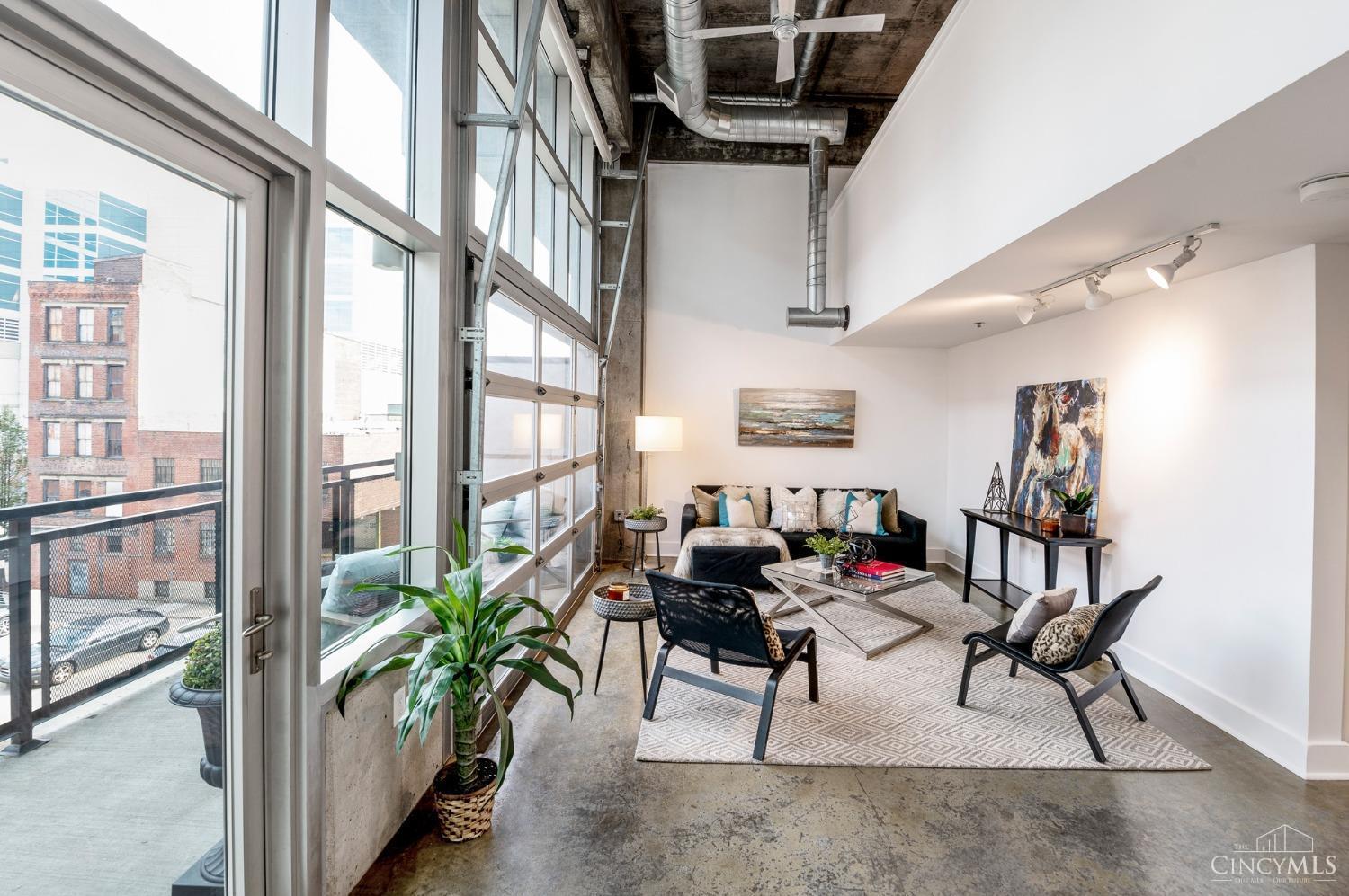 353 W Fourth Street 310